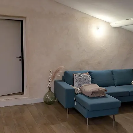 Apartment De Charme Au Coeur D'uzes