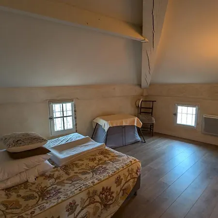 Apartment De Charme Au Coeur D'uzes