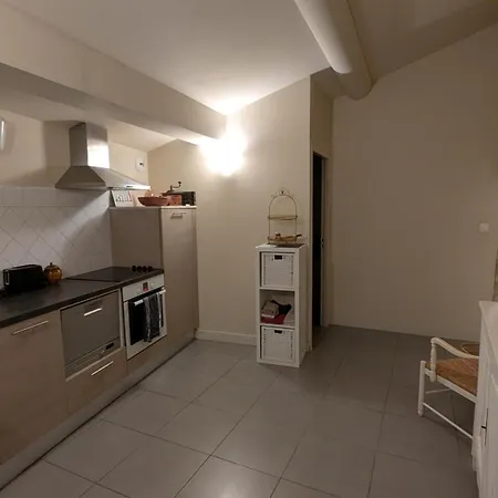 De Charme Au Coeur D'uzes דירה
