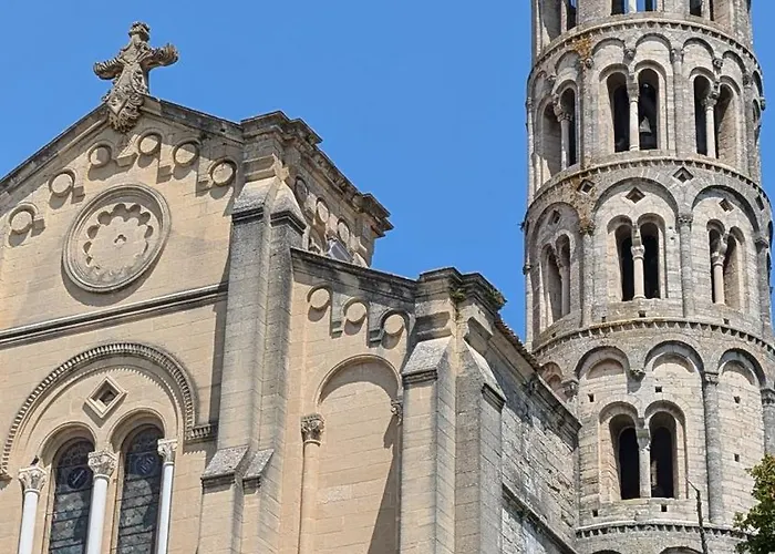 De Charme Au Coeur D'uzes 아파트 *
