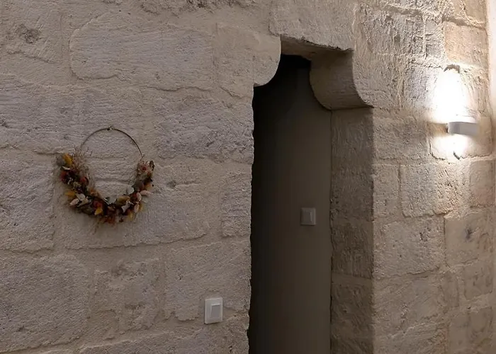 아파트 De Charme Au Coeur D'uzes 위제